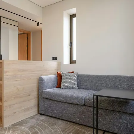 By Marriott Hotel Lisbona