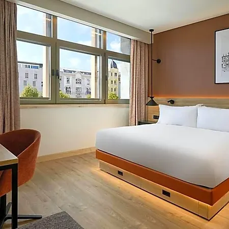 By Marriott 4*