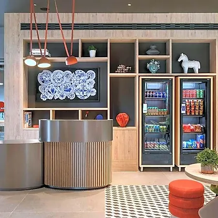 By Marriott Ξενοδοχείο Lisboa