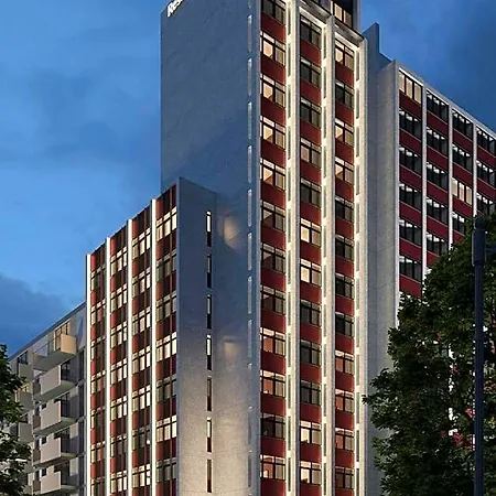 Ξενοδοχείο By Marriott