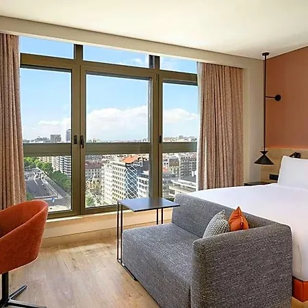 By Marriott Ξενοδοχείο 4*