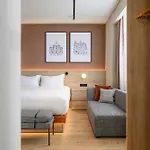 By Marriott Ξενοδοχείο 4*