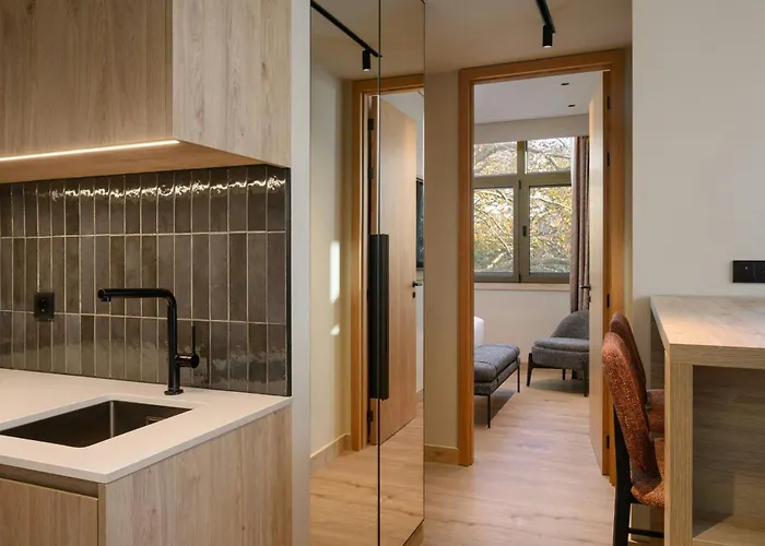 By Marriott 3* Lizbona